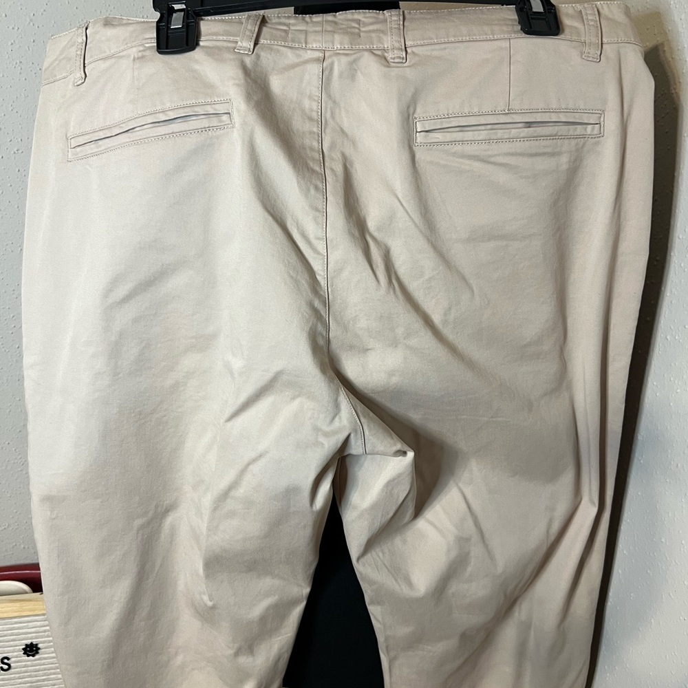 NWT Men’s Khaki Chino Pants - Picture 5 of 8